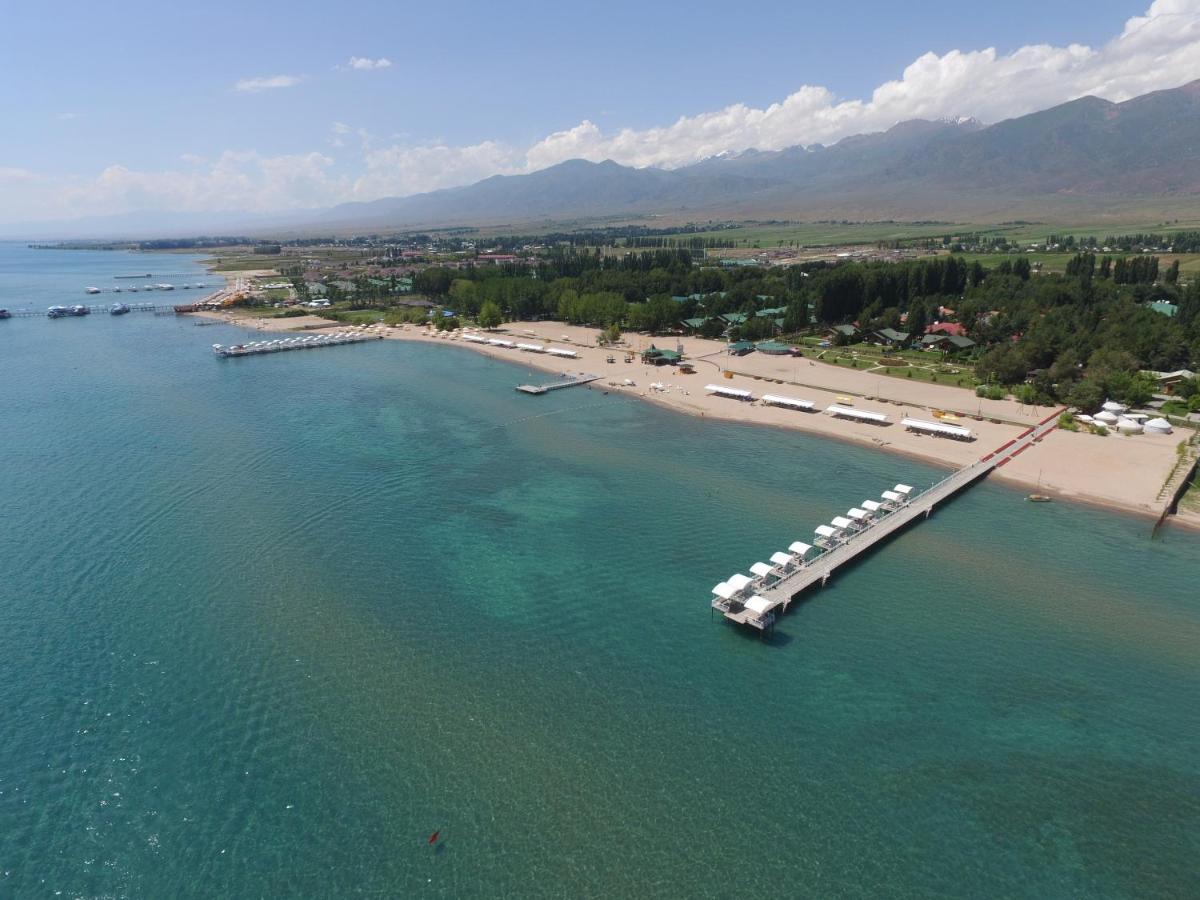 Resort Center Raduga Dolinka Exterior photo