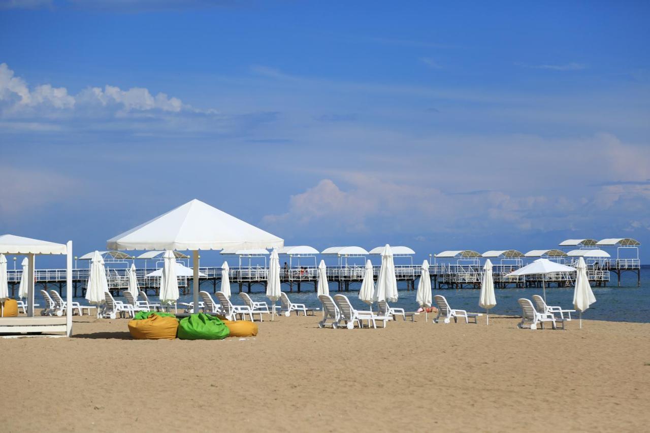 Resort Center Raduga Dolinka Exterior photo