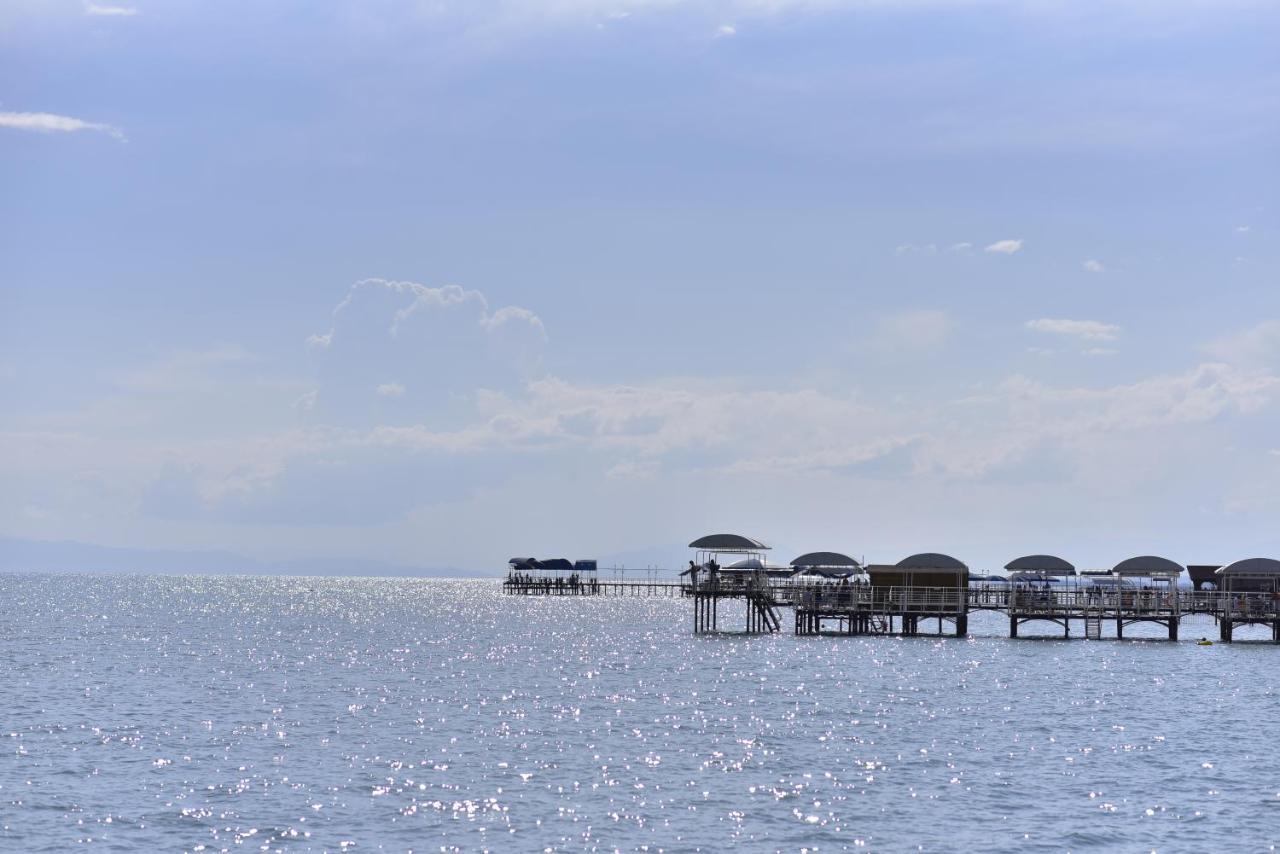 Resort Center Raduga Dolinka Exterior photo